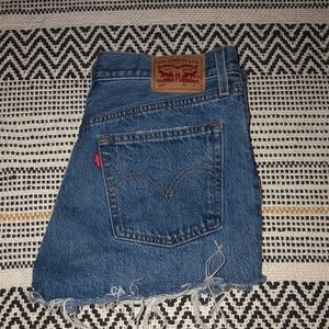 Levi’s 501 cutoff shorts